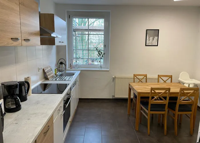 شقة Ferienwohnung Mit Terrasse ماغديبورغ