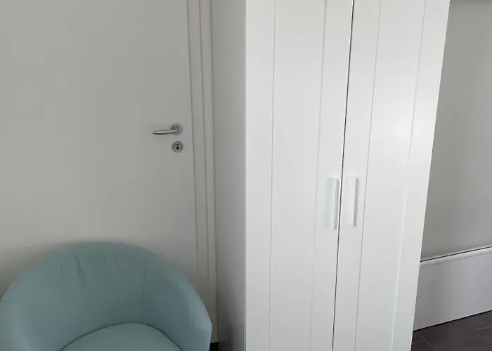 شقة Ferienwohnung Mit Terrasse