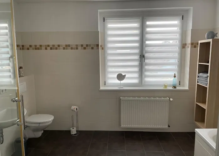 شقة Ferienwohnung Mit Terrasse